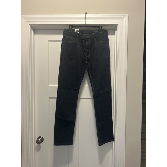 Men's Southern Tide Dark Blue Jeans Charleston Fit Size 32x32 Slight Taper NWT - Picture 1 of 5